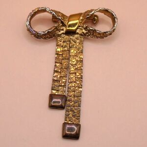 VTG 1980's Gold Tone Nugget Dangle Bow Brooch